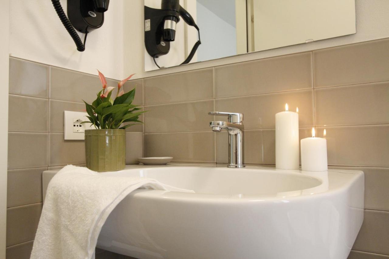 Bed & Basta Hotel Reggio Emilia Kültér fotó